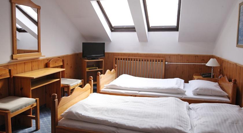 Hotel Solaster Garni Třebíč Esterno foto
