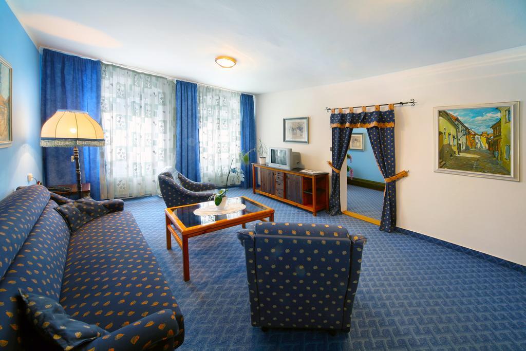 Hotel Solaster Garni Třebíč Esterno foto